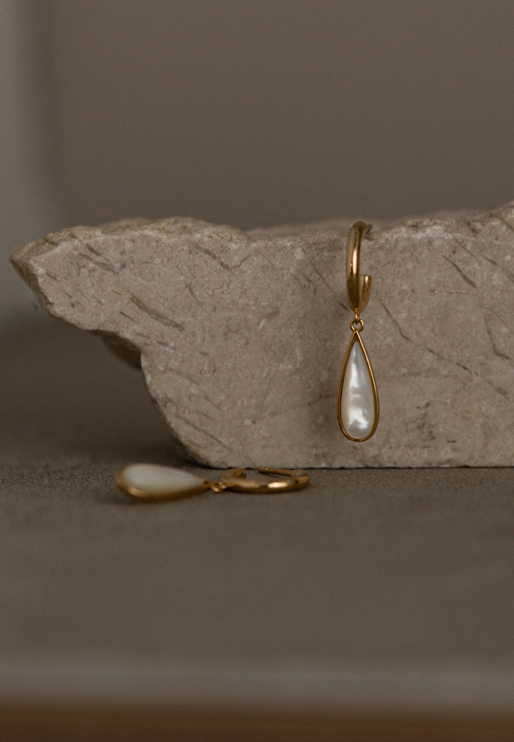 Pendientes nacar oro
