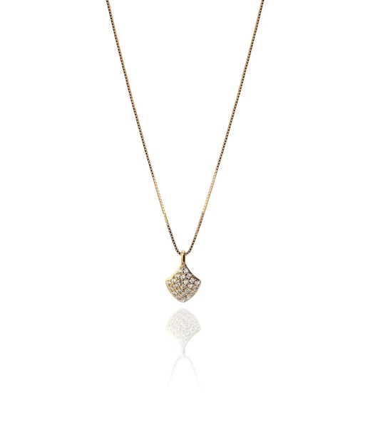 Collar CONCHA DE MAR con circonitas en plata y baño en oro